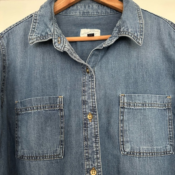 Universal Thread Blue Denim Shirt - Picture 7 of 9